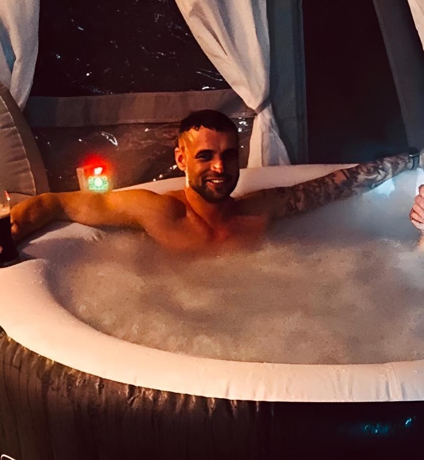 Rostrevor Valley Caravans With Private Hot Tub Екстер'єр фото